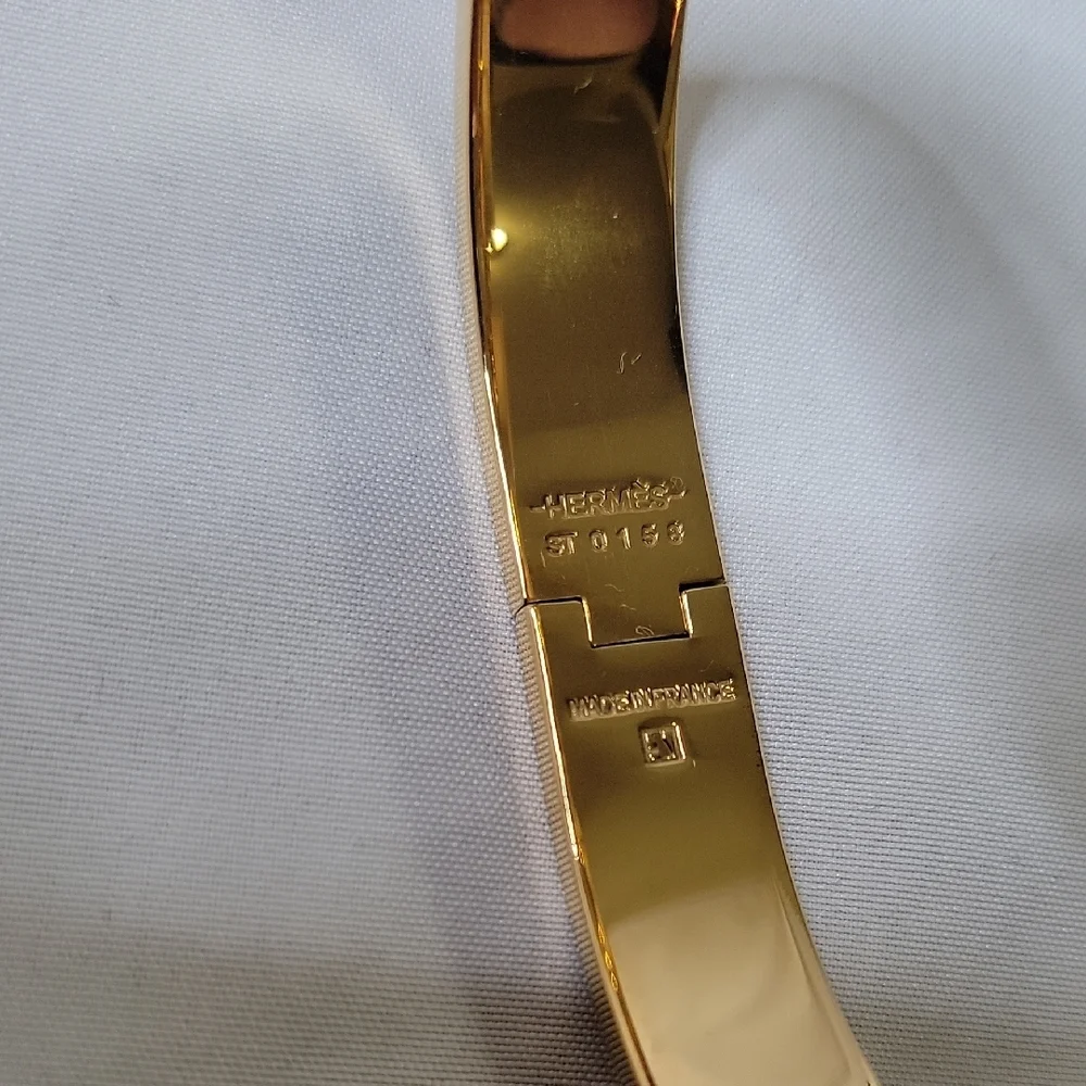 Hermes Orange Enamel Clic H Bracelet with Gold Hardware - Picture 3 of 4